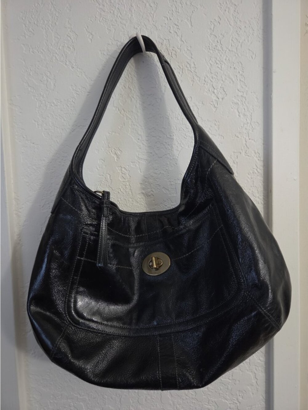 Coach Black Patent Leather Soho Turnlock Hobo Shoulder Bag C0793- 11009 (2007)